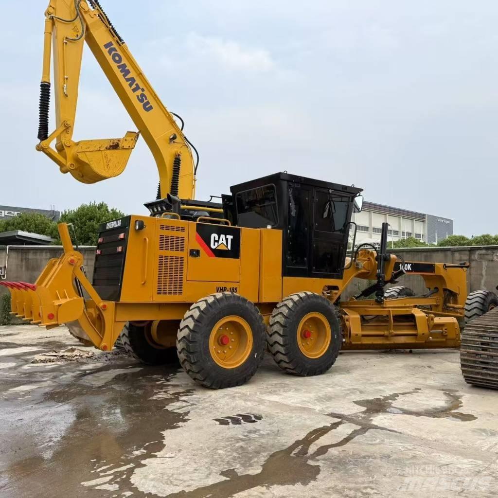 CAT 140K معدات تمهيد الطرق