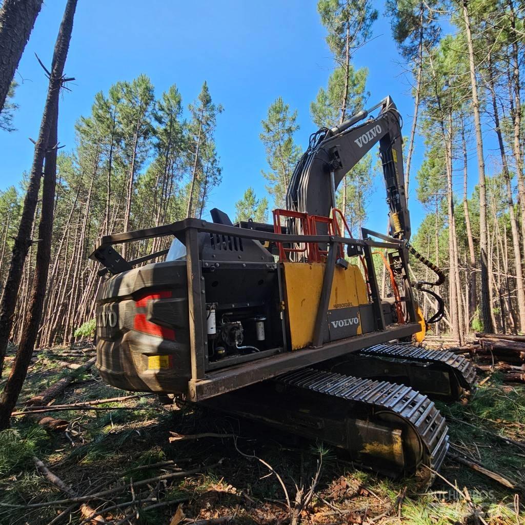 Volvo EC 200 E حفارات