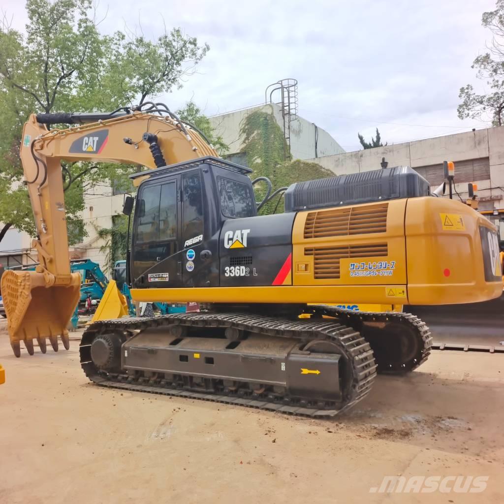 CAT 336 D حفارات زحافة