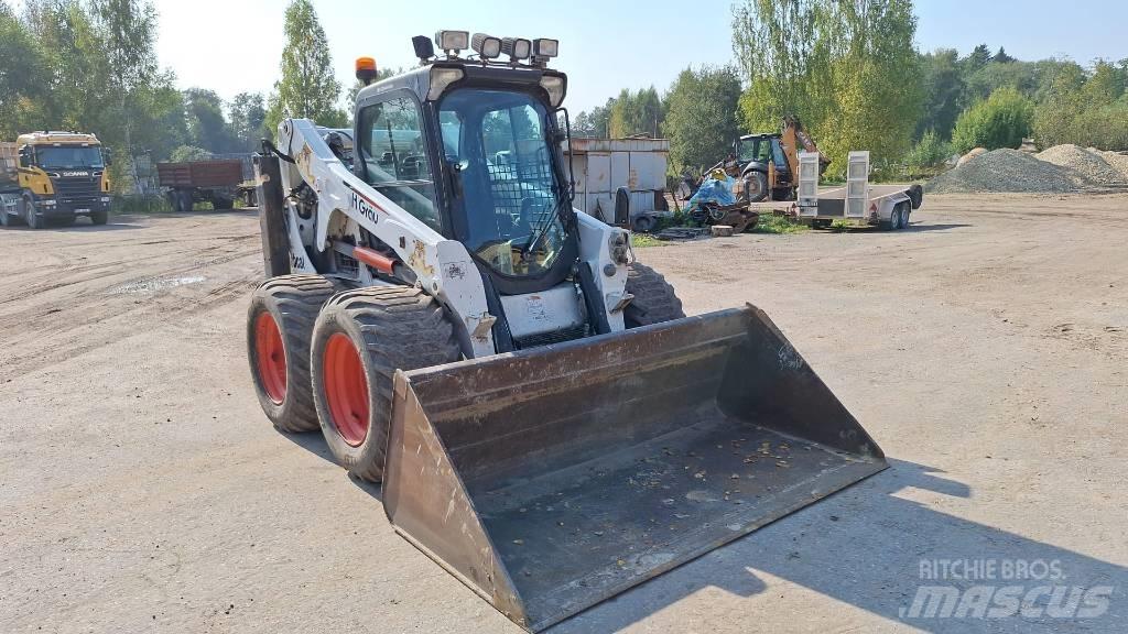 Bobcat S 650 لوادر انزلاقية التوجيه