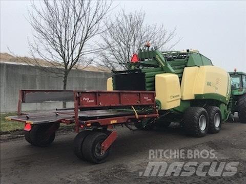 Krone Big pack 4x4 محزمات مربعة