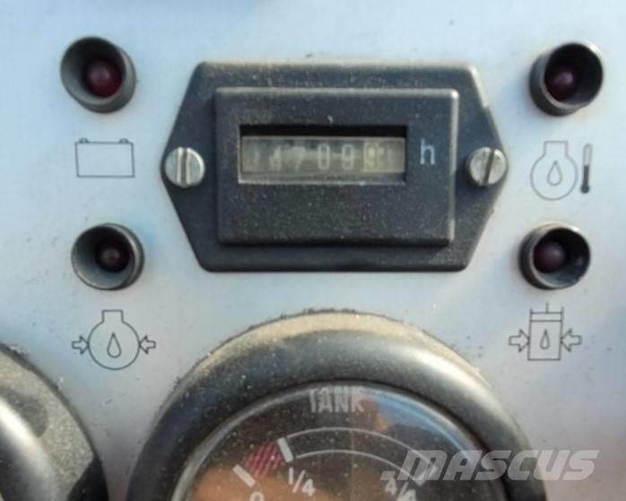 Vögele SUPER 800 معدات السفلتة