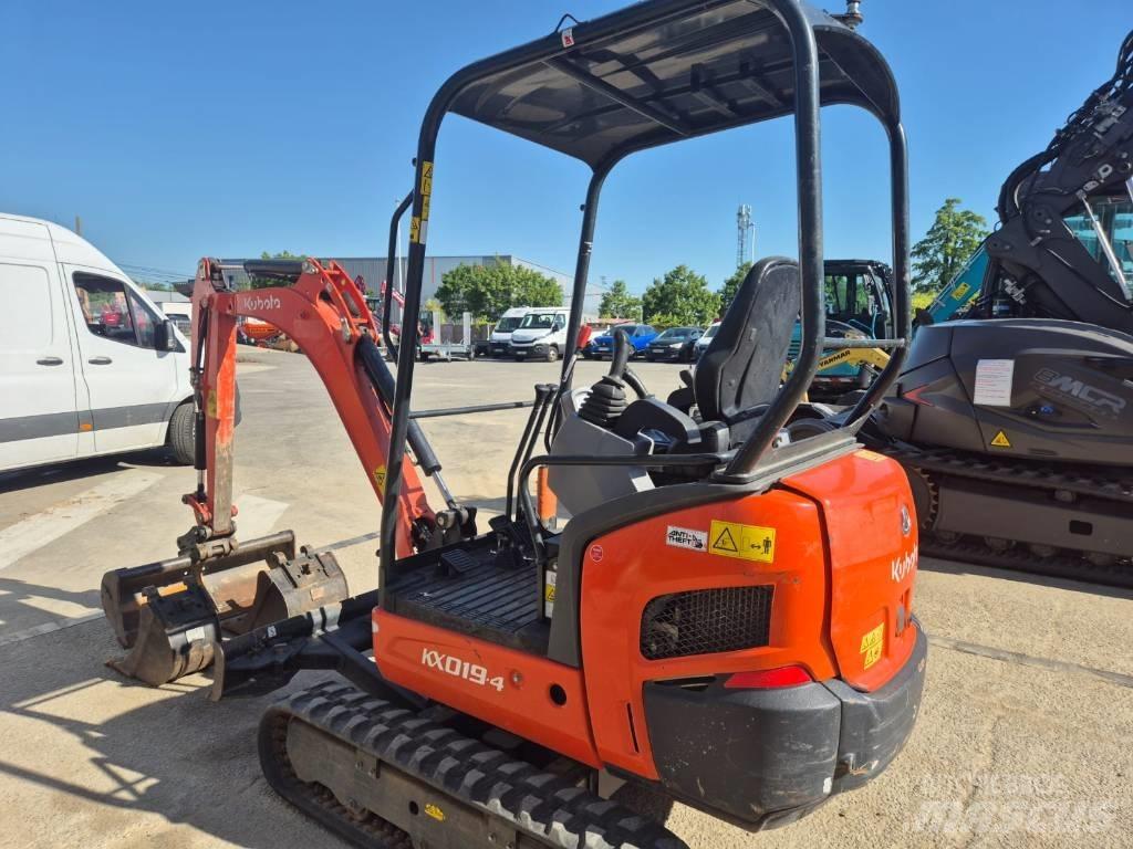 Kubota KX 019-4 حفارات صغيرة أقل من 7 طن (حفارات صغيرة)