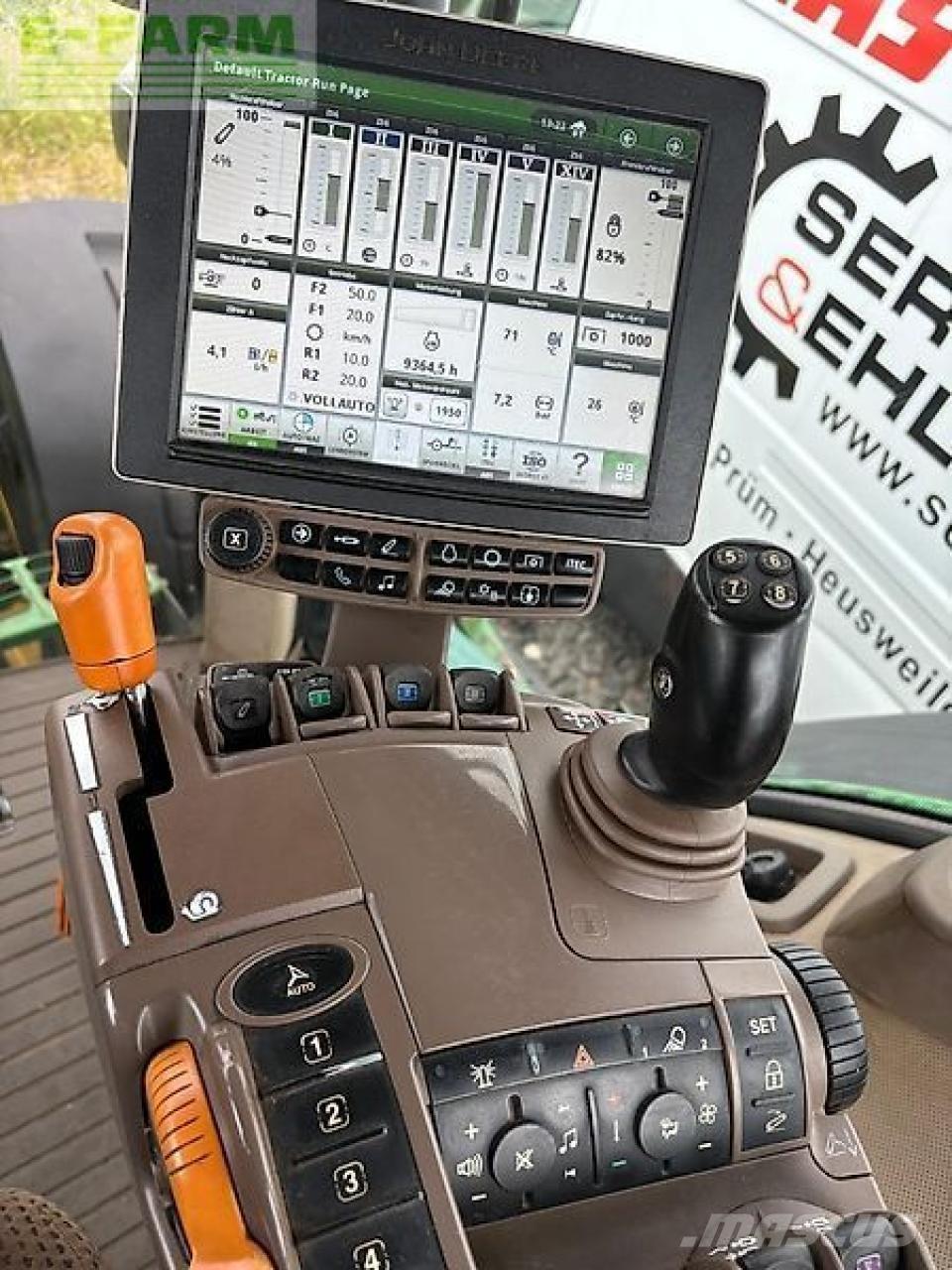 John Deere 7250 r الجرارات