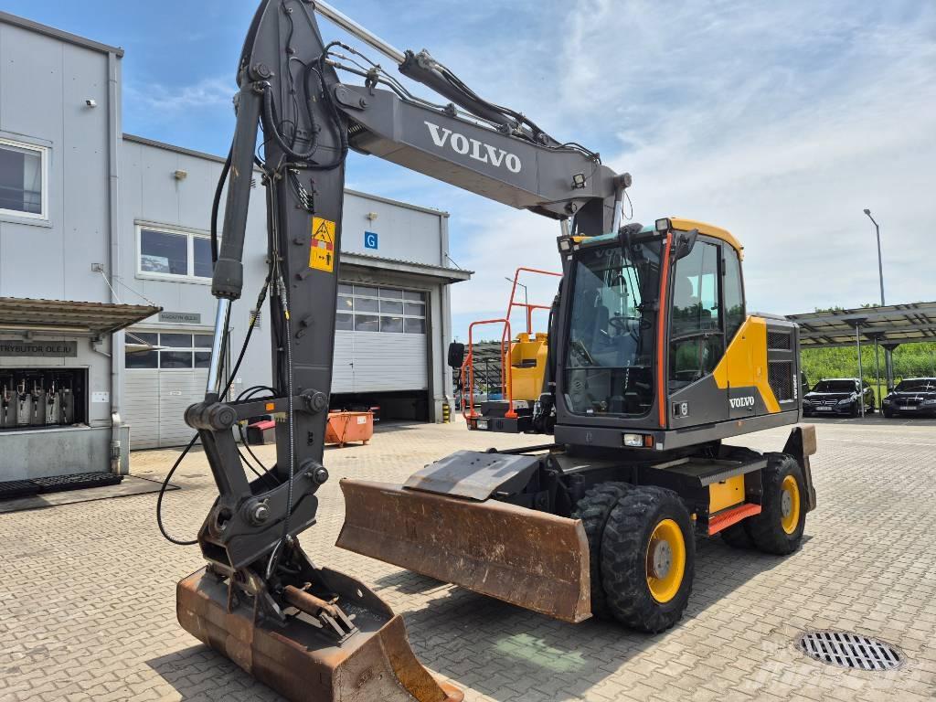 Volvo EW 160 E حفارات بعجل