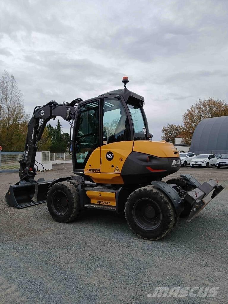 Mecalac 9 MWR حفارات بعجل