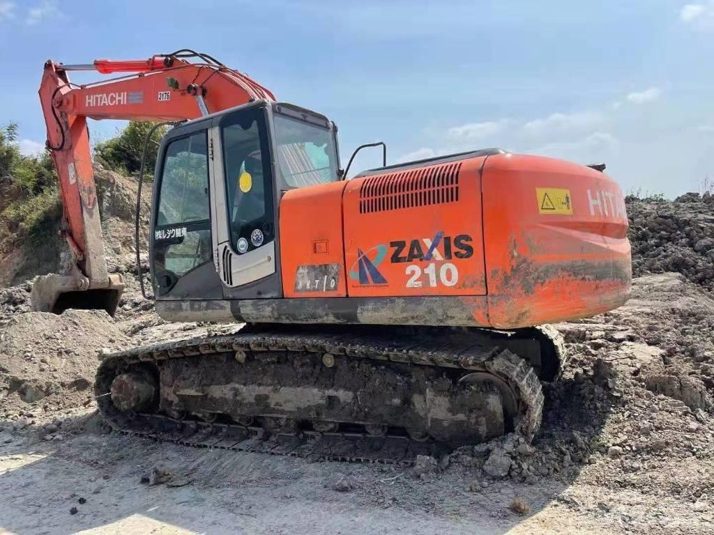 Hitachi ZX 210 حفارات زحافة