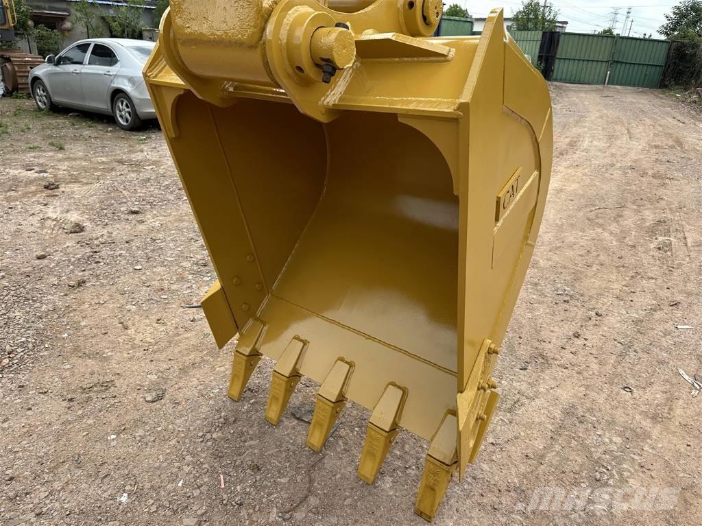 CAT 320D حفارات زحافة
