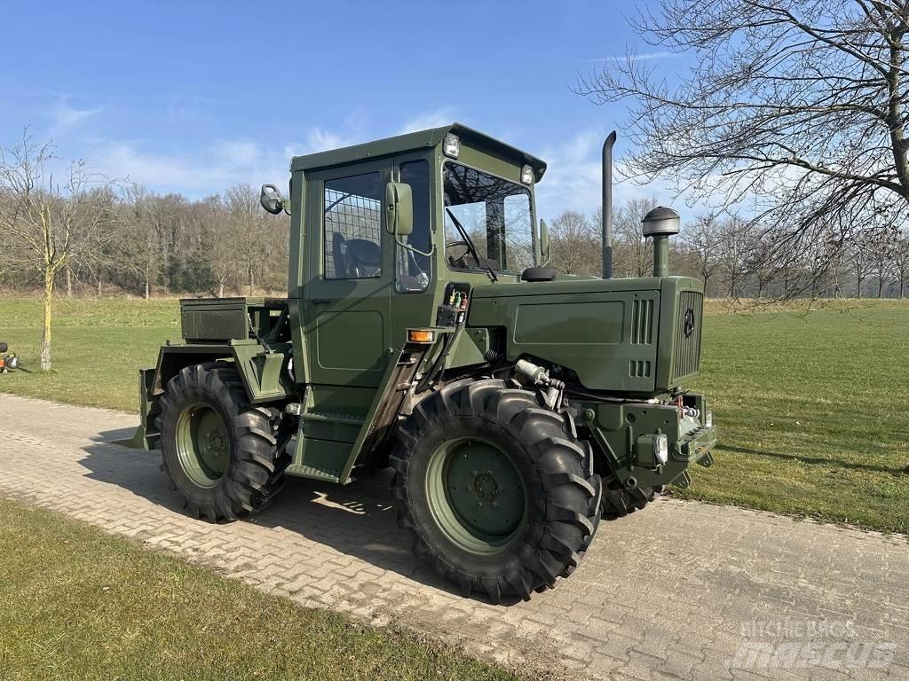 MB Trac 440 الجرارات