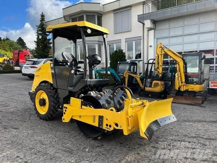 Bomag BW 124 PDH-5 ماكينات وملحقات زراعة أخرى