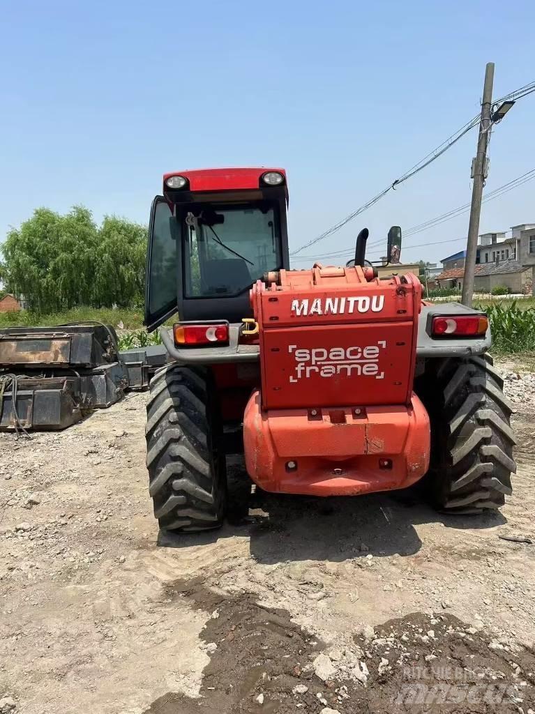 Manitou MT 1740 SL T لوادر انزلاقية التوجيه