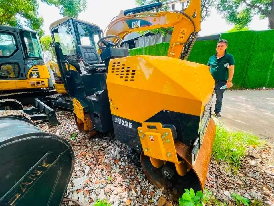 CAT 303 حفارات صغيرة أقل من 7 طن (حفارات صغيرة)