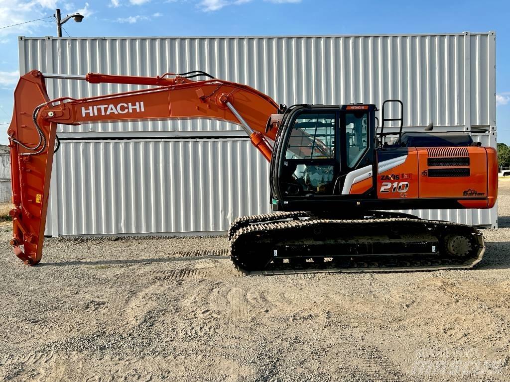 Hitachi ZX 210 LC-7 حفارات زحافة