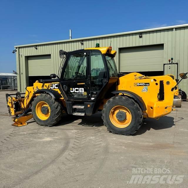 JCB 540-140 مناولات متداخلة