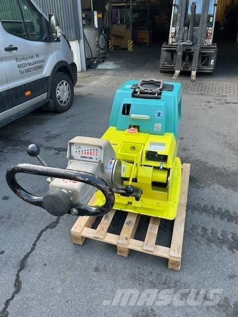 Ammann APH 6020 دكاكات أفقية