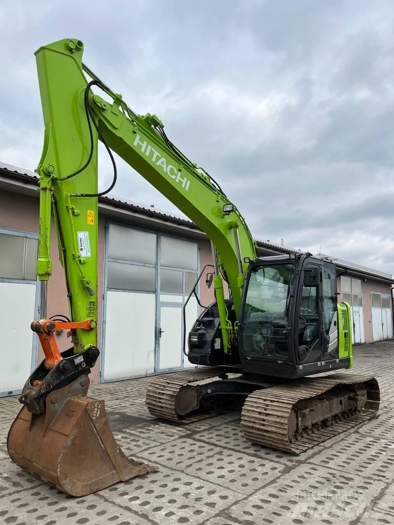 Hitachi ZX 135 US-6 حفارات زحافة