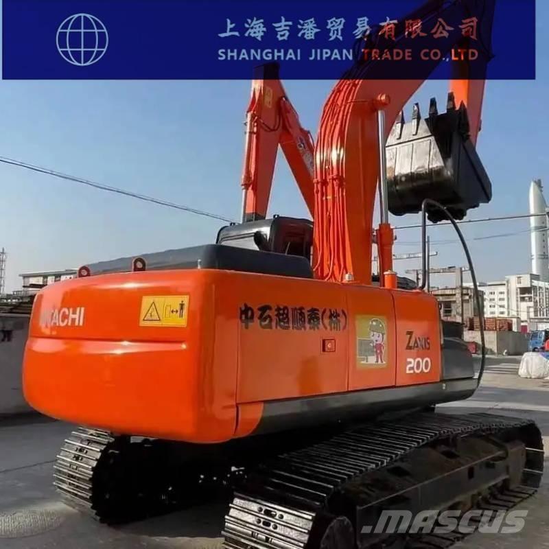 Hitachi ZX 200 حفارات زحافة