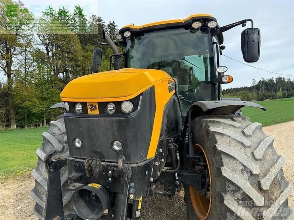 JCB fastrac 4220 الجرارات