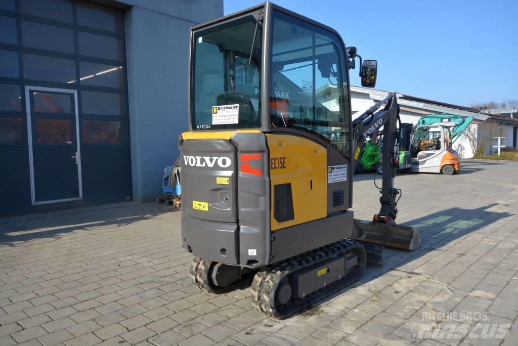 Volvo EC 15 E حفارات صغيرة أقل من 7 طن (حفارات صغيرة)