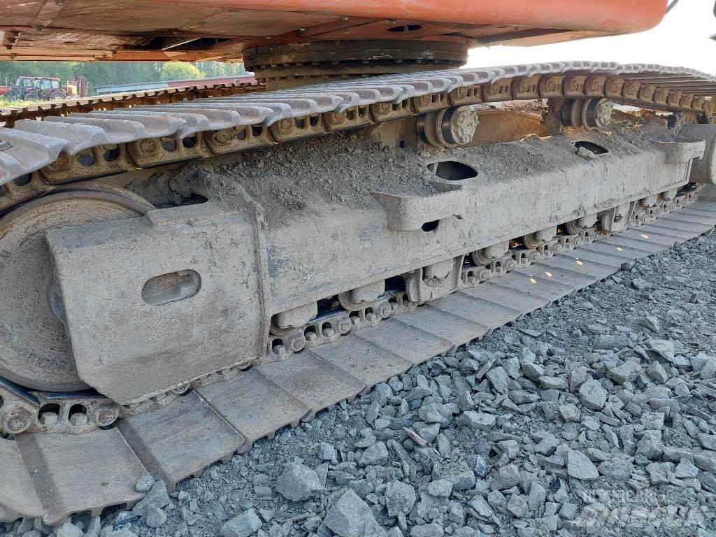 Doosan DX 225 LC حفارات زحافة