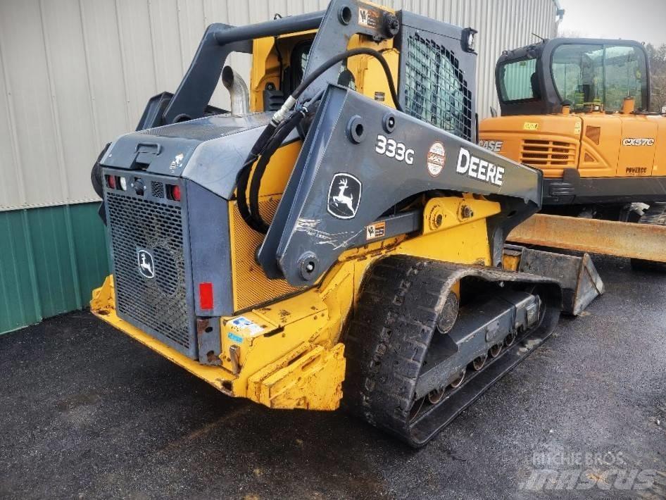 John Deere 333 G لوادر انزلاقية التوجيه