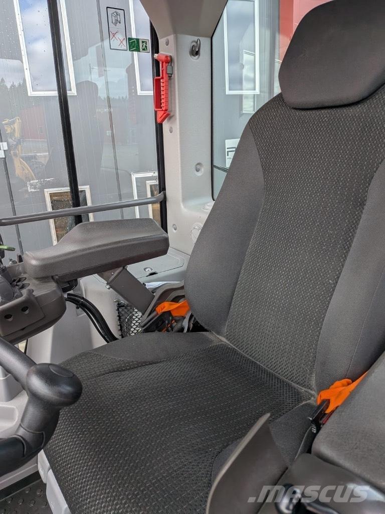 Volvo L 90 H لوادر بعجل