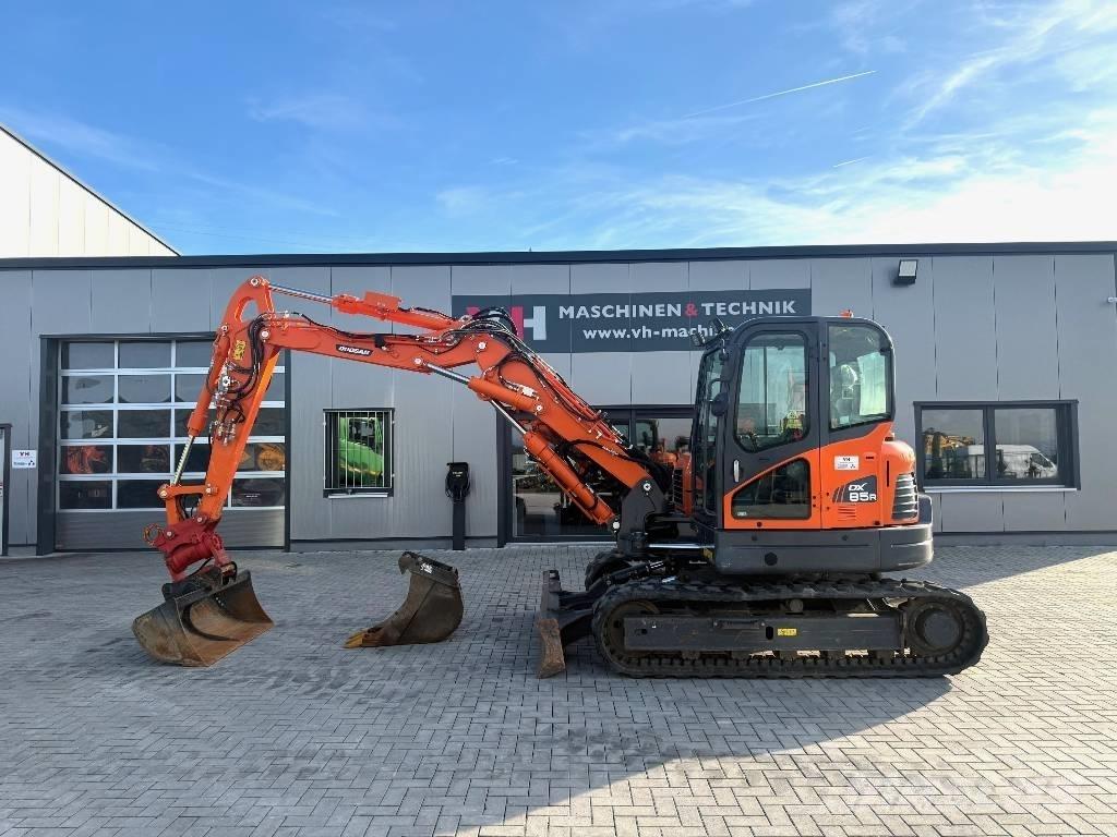 Doosan DX 85 R حفارات وسط 7 طن - 12 طن