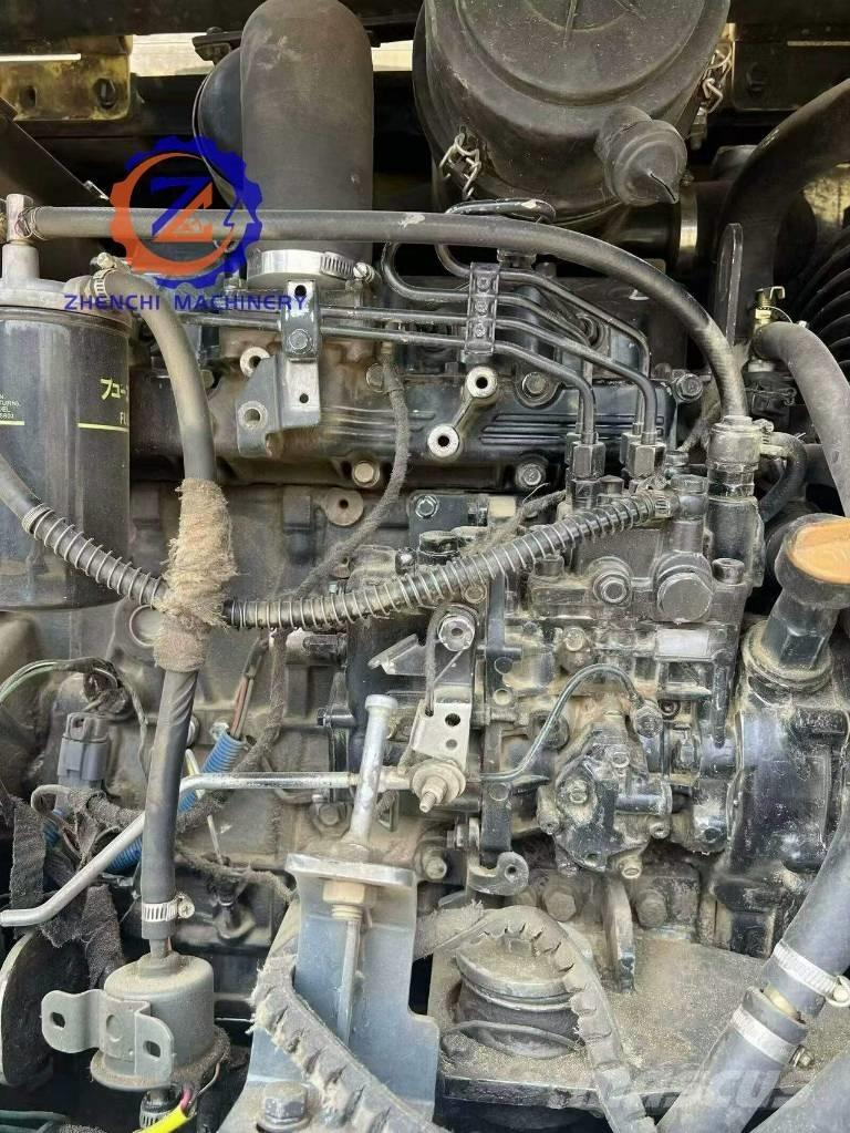 Hyundai 60 W حفارات بعجل