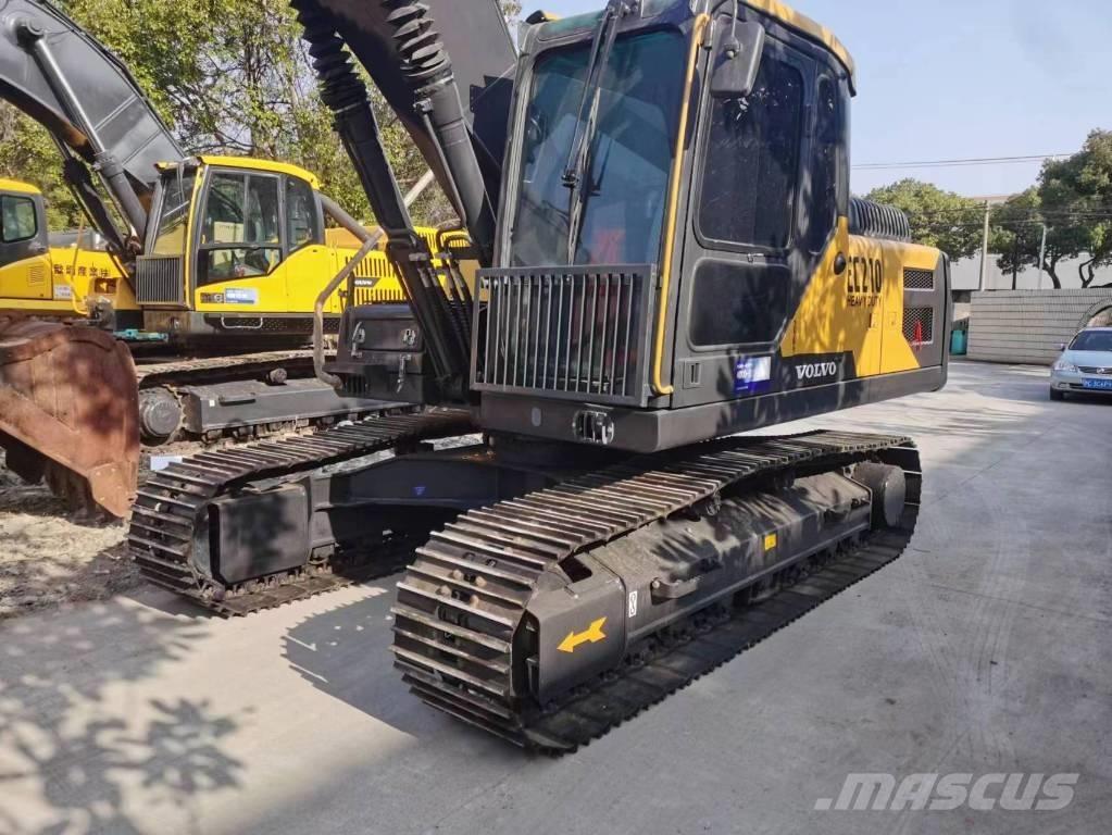 Volvo EC 210 حفارات زحافة