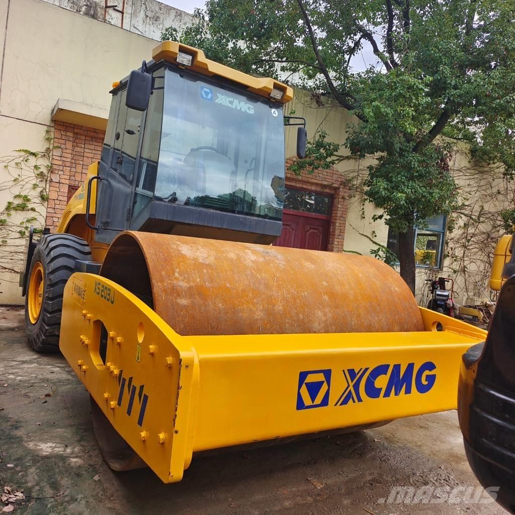 XCMG XS 203 J مداحل أحادية الأسطوانة