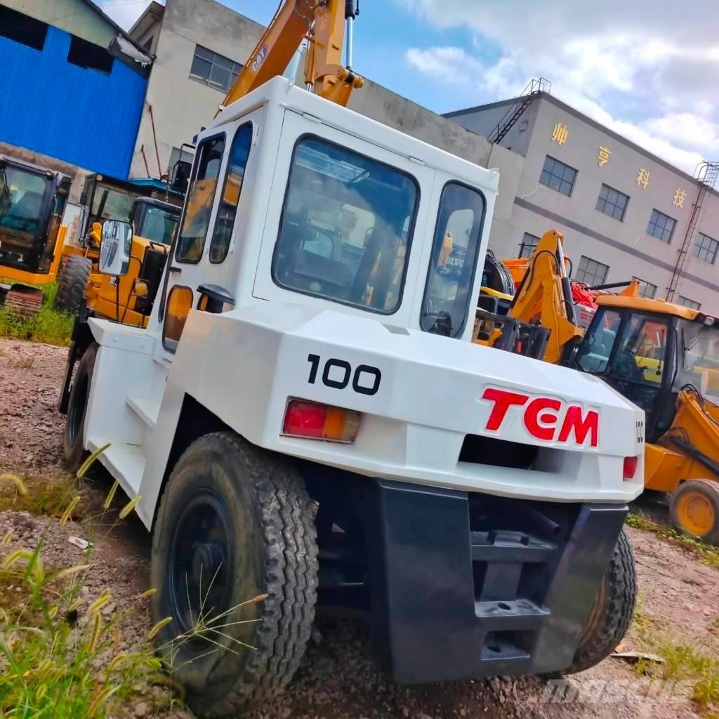TCM FD100 شاحنات الديزل