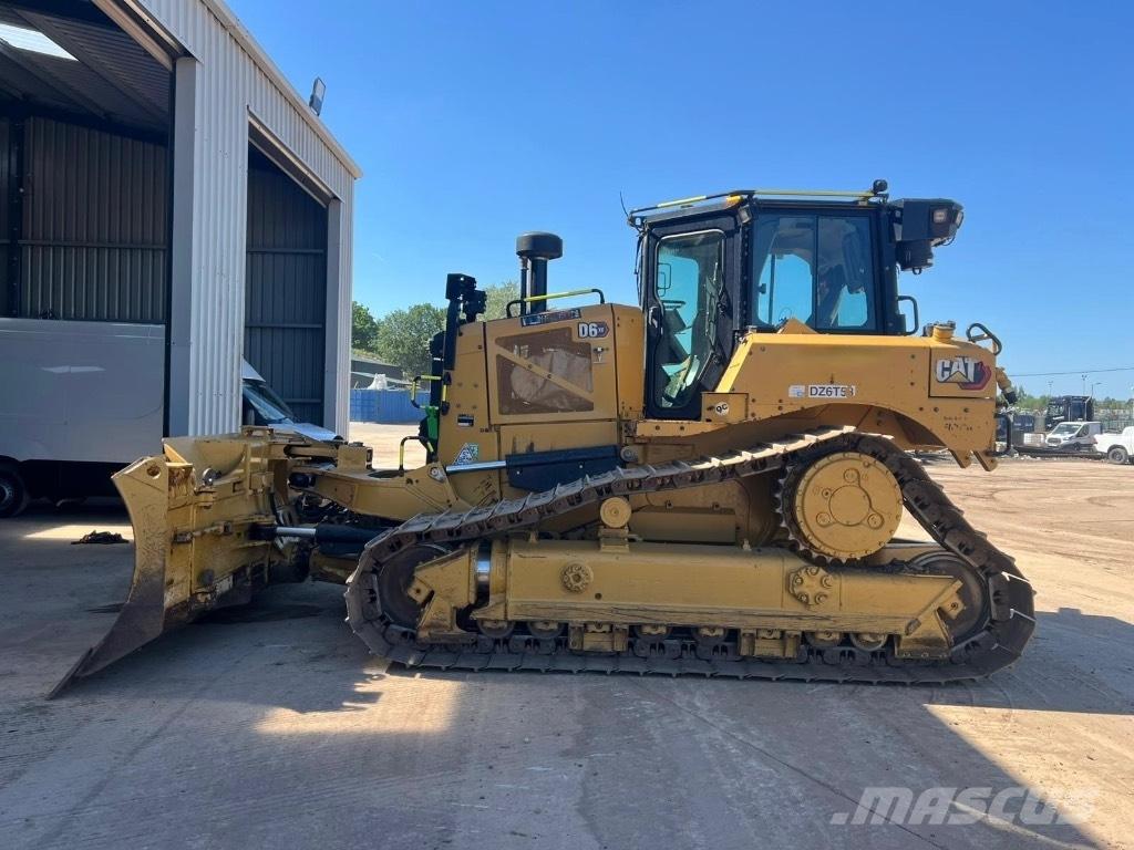 CAT D6XE بلدوزرات مجنزرة