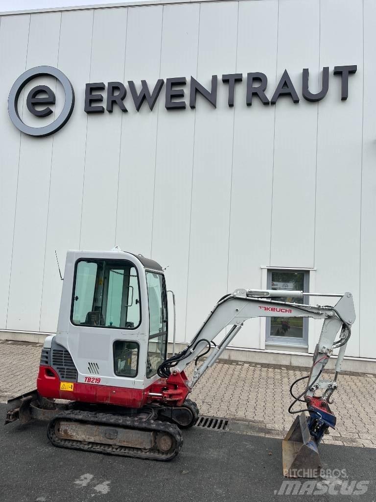 Takeuchi TB 219 A حفارات صغيرة أقل من 7 طن (حفارات صغيرة)