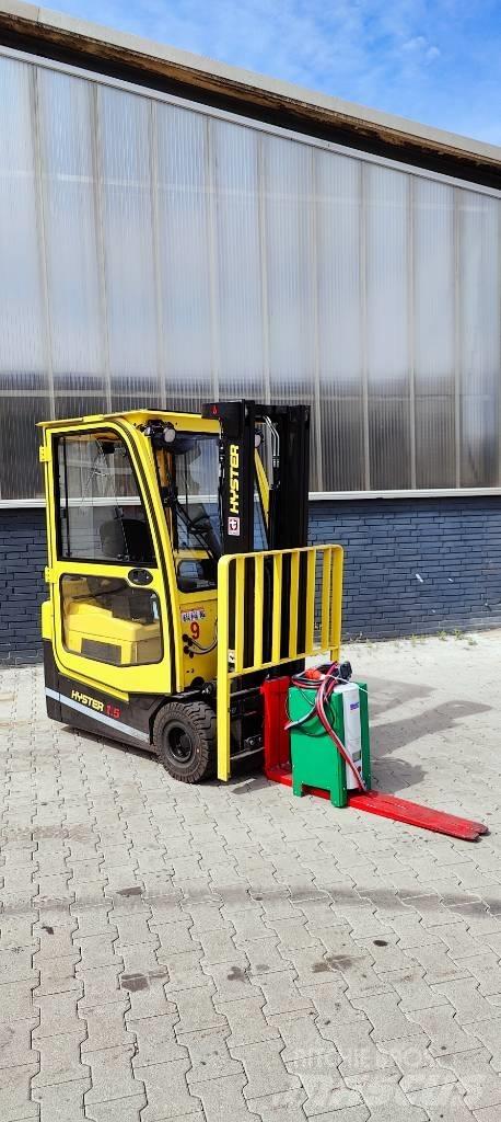 Hyster A1.5XNT شاحنات ذات رافعات شوكية تعمل بالكهرباء