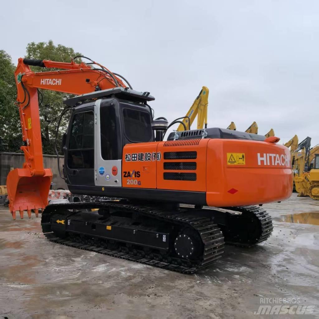Hitachi ZX 200-3 G حفارات زحافة