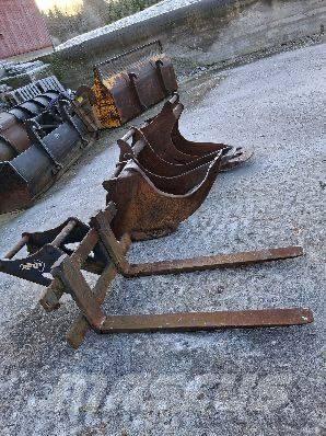 SB Grävtillbehör دلاء