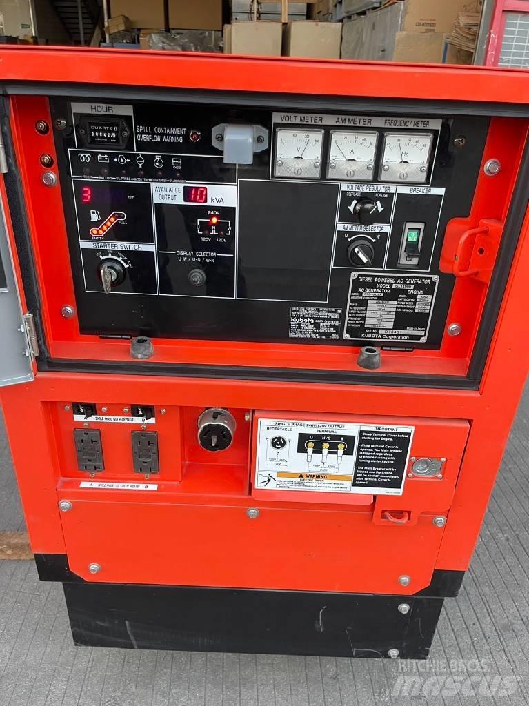 Kubota 12KVA مولدات ديزل
