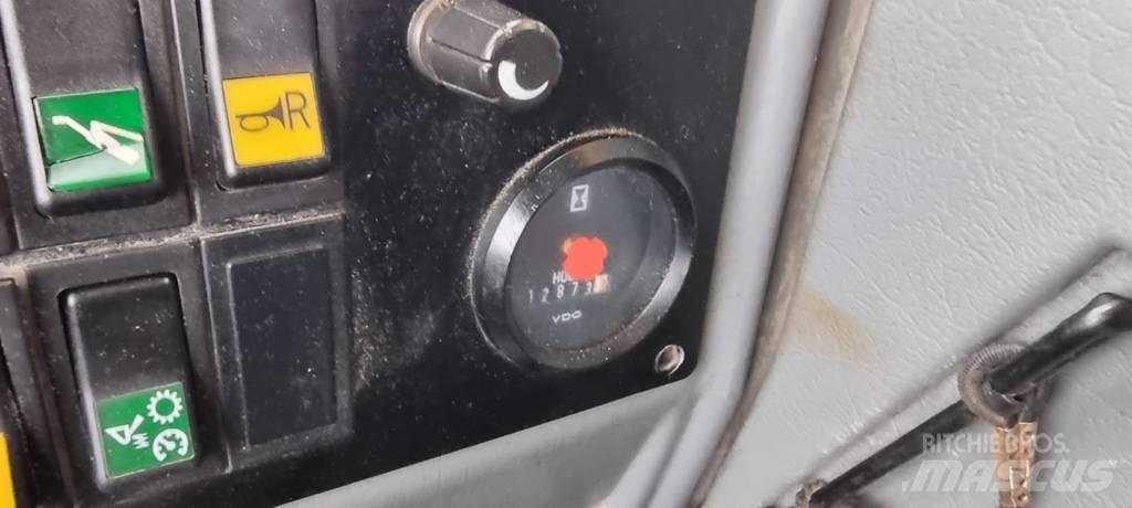 Volvo L 330 E لوادر بعجل