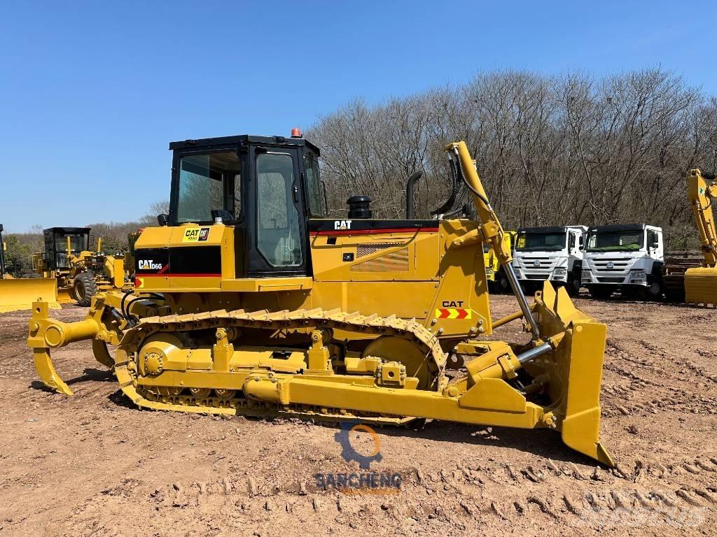 CAT D6G بلدوزرات مجنزرة