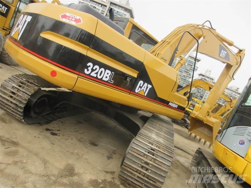 CAT 320 B L حفارات زحافة