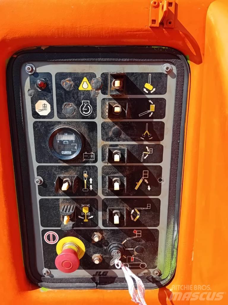 JLG E 450 AJ رافعات سلة مفصلية