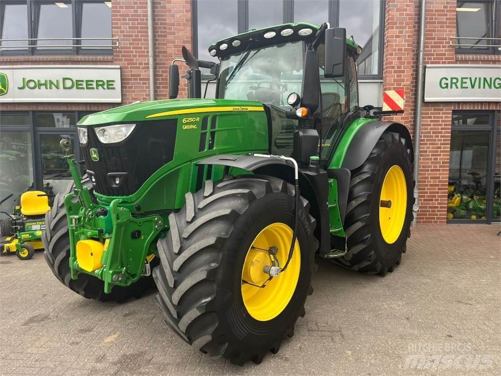 John Deere 6250R الجرارات