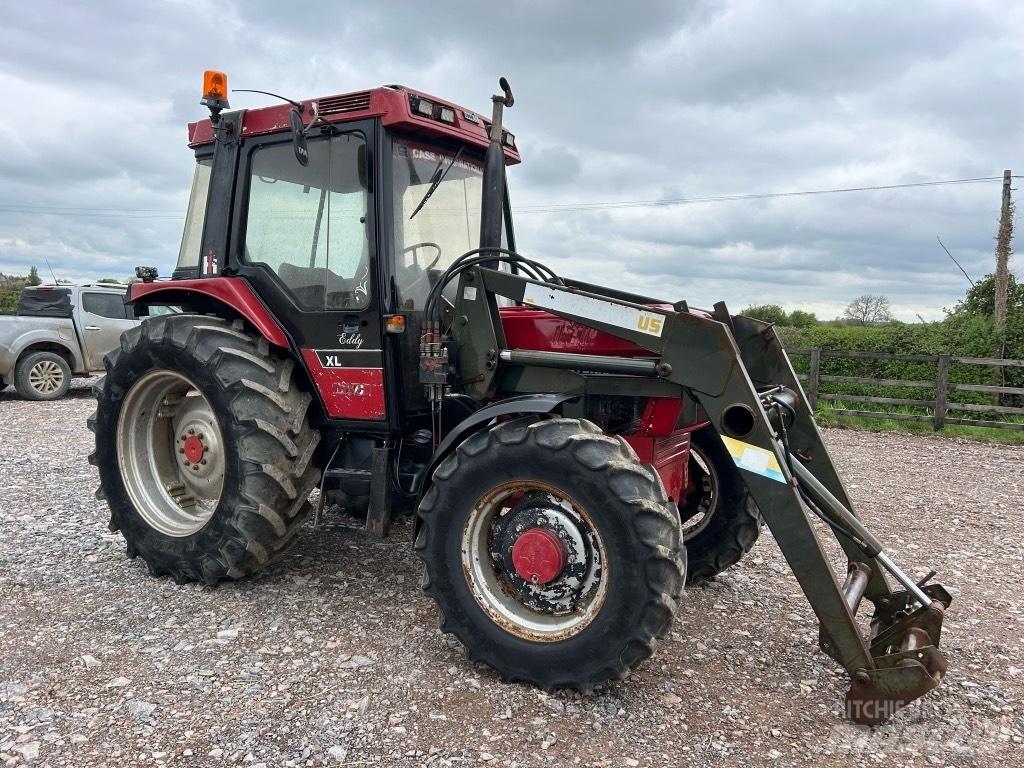 Case IH 995XL الجرارات