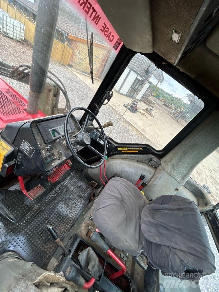 Case IH 995XL الجرارات
