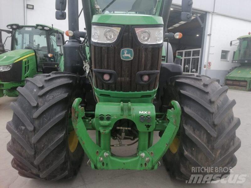 John Deere 6195 M الجرارات