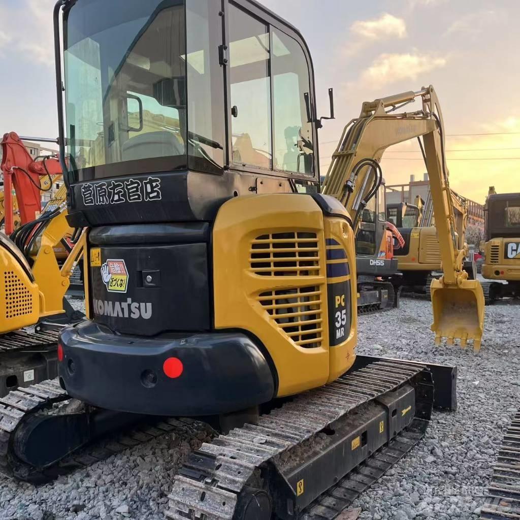 Komatsu PC 35 MR حفارات صغيرة أقل من 7 طن (حفارات صغيرة)