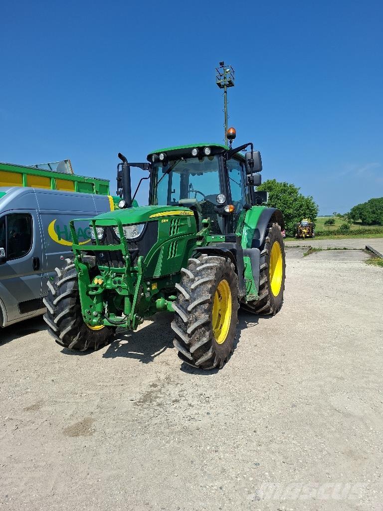 John Deere 6110M الجرارات