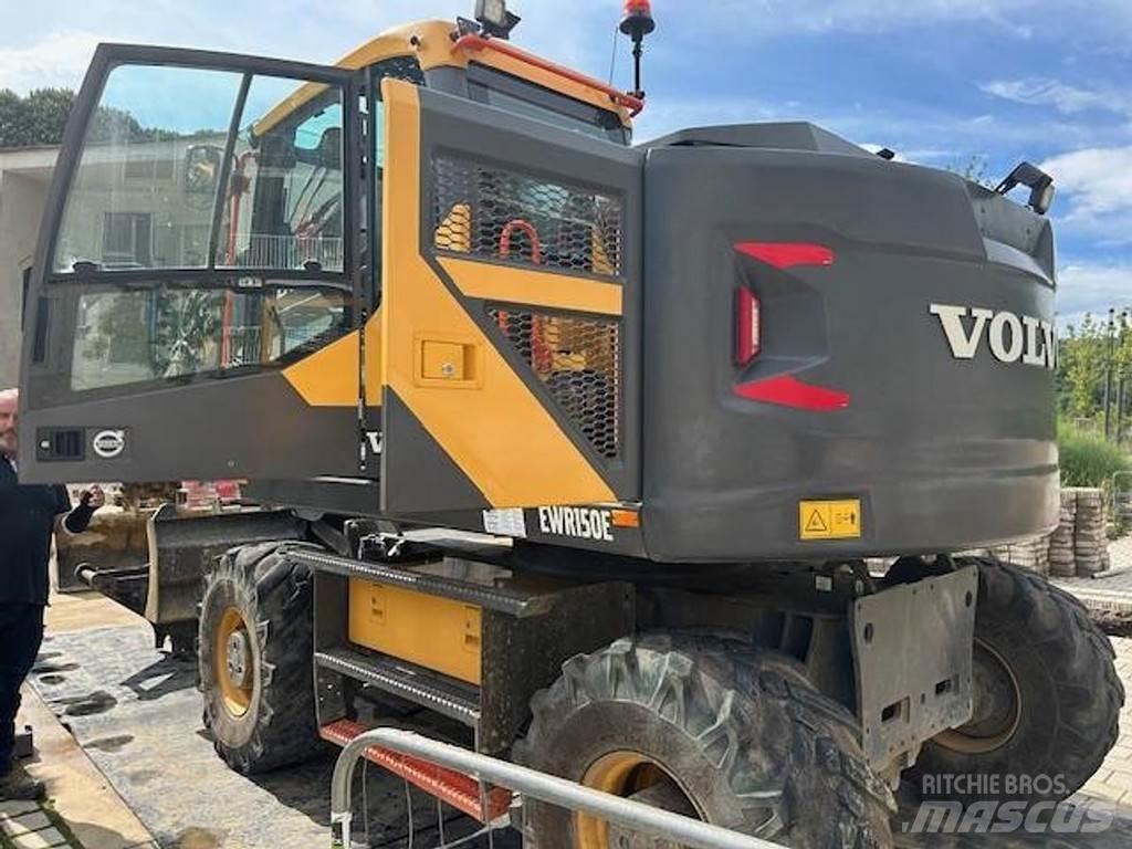 Volvo EWR150E حفارات خاصة