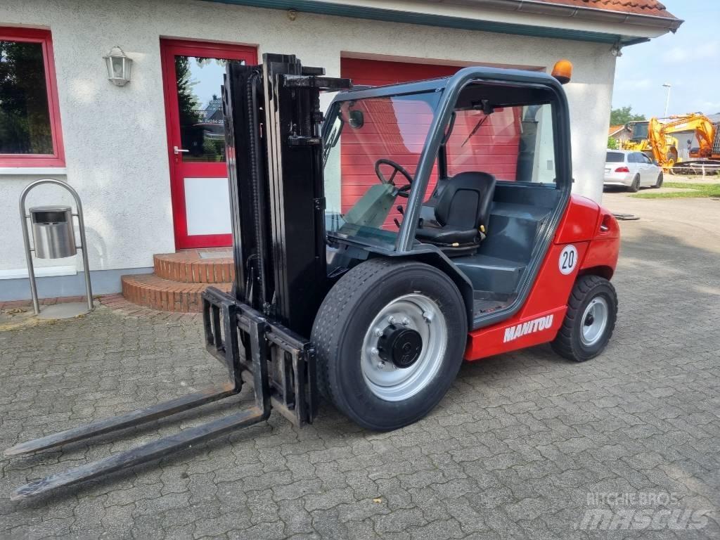 Manitou MSI 25 T شاحنات الطرق الوعرة