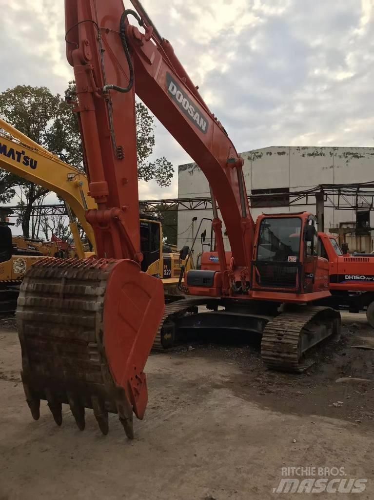 Doosan dx300 حفارات زحافة